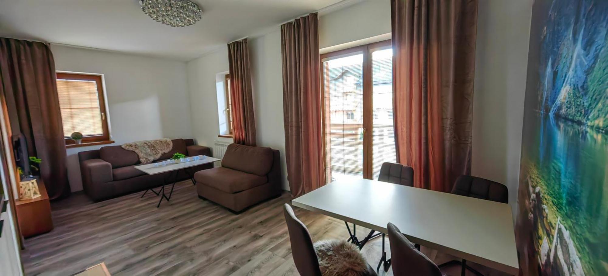 Apartment Fimm Vel'ka Lomnica Eksteriør billede